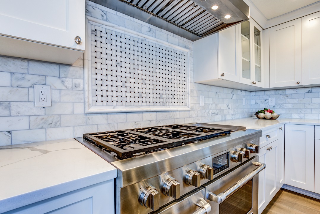 Kitchen Backsplash Material Consider These 5 Options